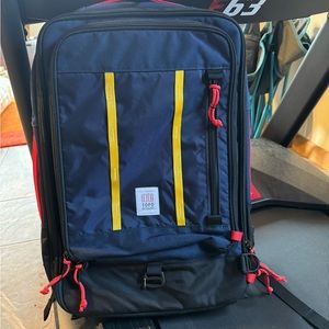 Topo Designs 30L travel pack